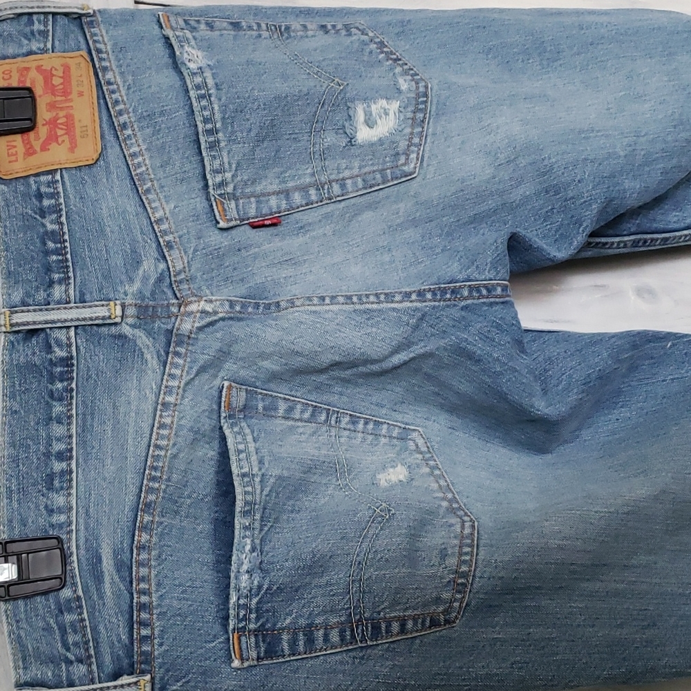 Levi's 511 Distressed Jeans W32 L34 - Picture 9 of 15